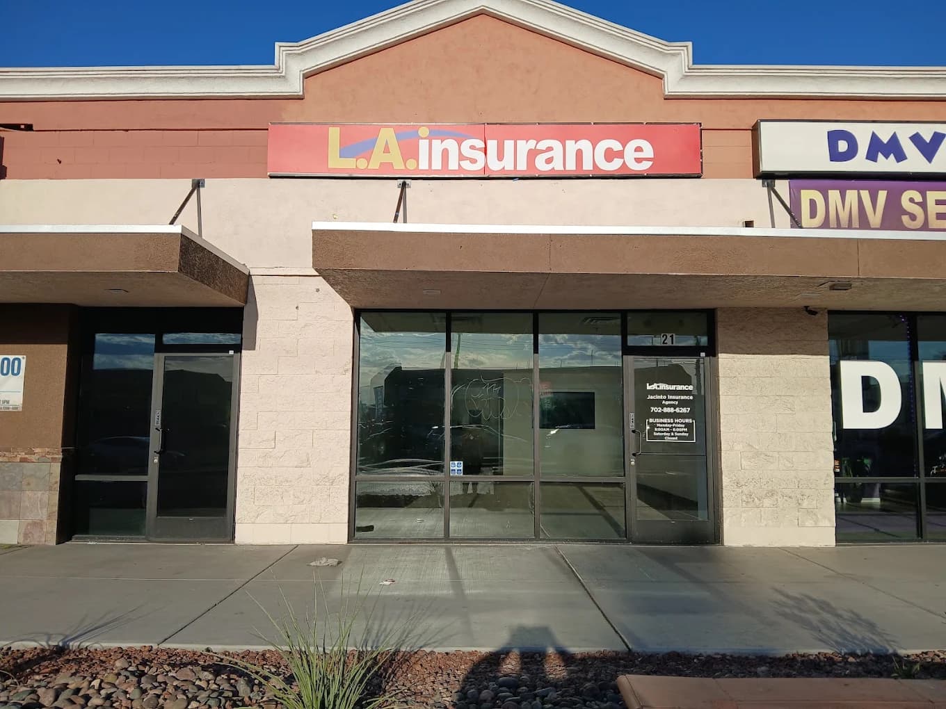 Insurance Agency on Tropicana Ave., Las Vegas, NV Front Side View of LA Insurance on Tropicana Ave., Las Vegas, NV