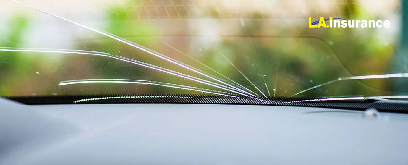 Does auto insurance cover cracked windshield Does auto insurance cover cracked windshield